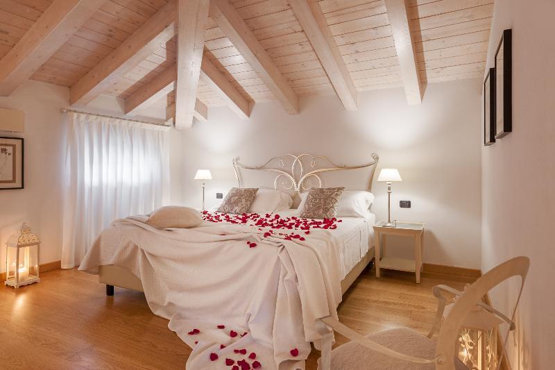 Affittacamere Boutique Room Verona Ngoại thất bức ảnh